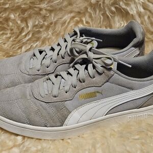 Men's PUMA gray suede street shoes sneakers size 9.5